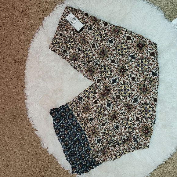 AlyX Flare Pants - Picture 1 of 5
